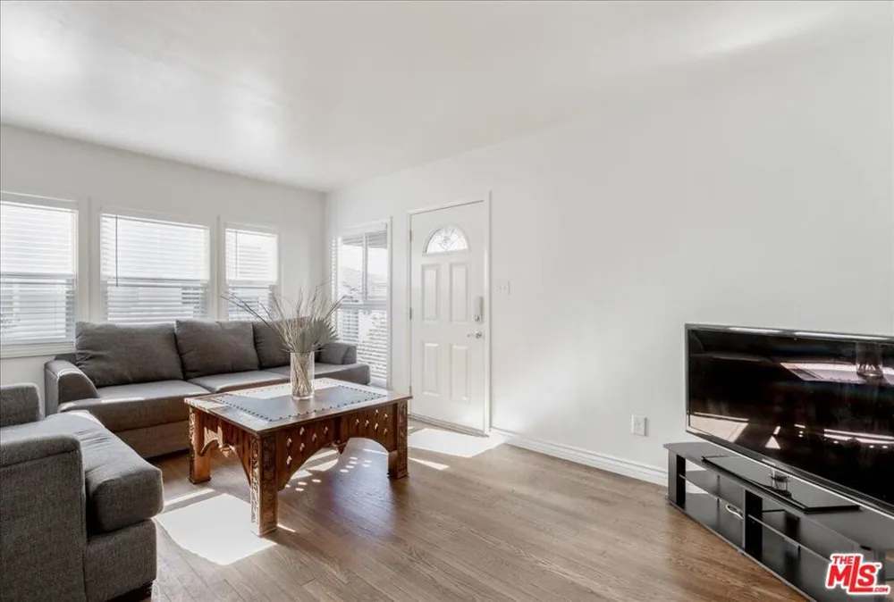 622 S Pacific Coast Highway Redondo Beach, CA 90277
