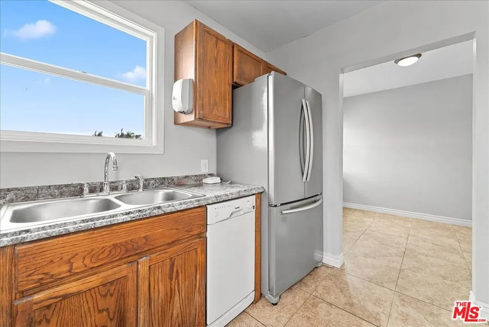 622 S Pacific Coast Highway Redondo Beach, CA 90277