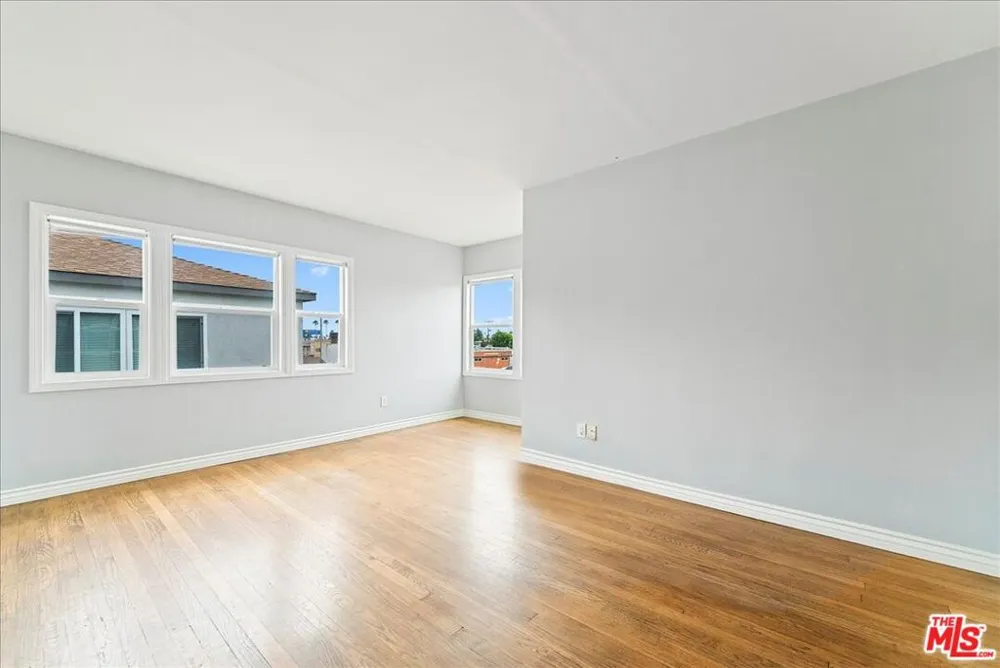 622 S Pacific Coast Highway Redondo Beach, CA 90277