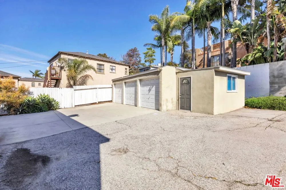 622 S Pacific Coast Highway Redondo Beach, CA 90277