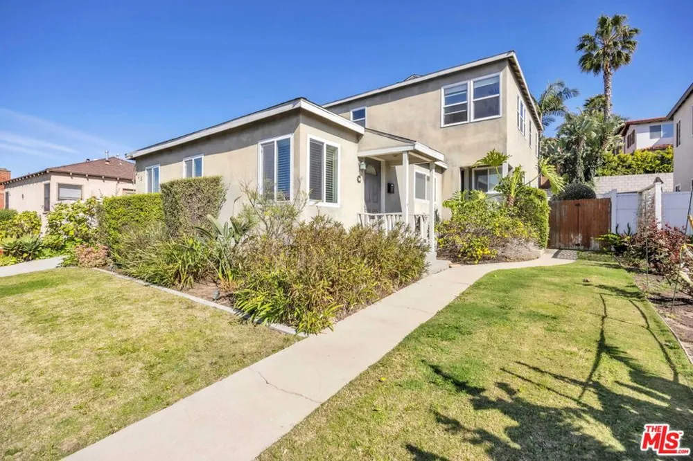 622 S Pacific Coast Highway Redondo Beach, CA 90277