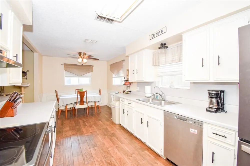 11902 Black Peak Corpus Christi, TX 78410