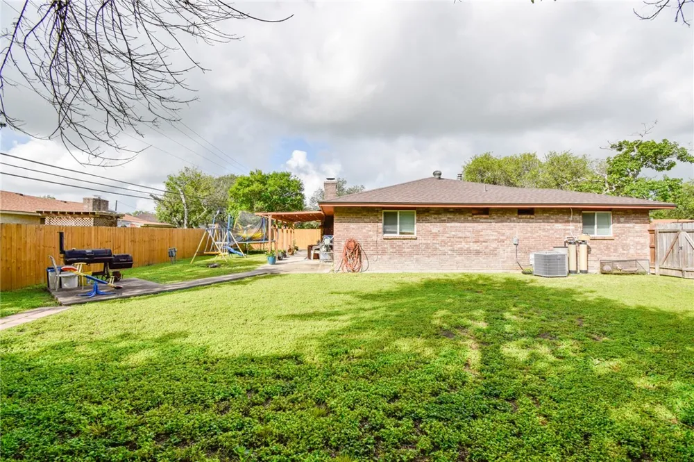 11902 Black Peak Corpus Christi, TX 78410
