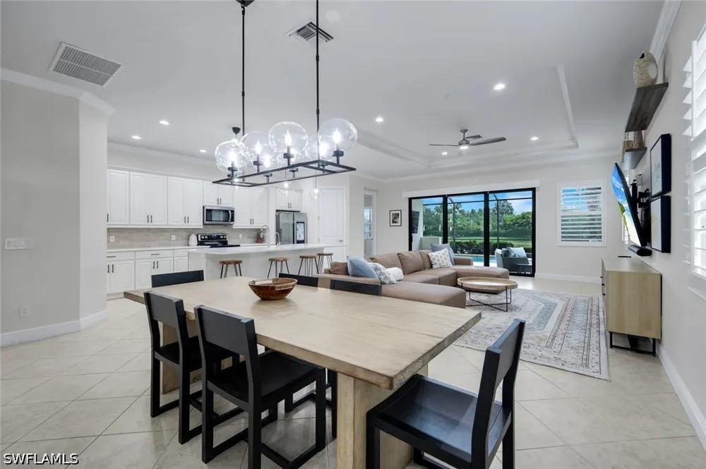 Raffia Drive Naples, FL 34119