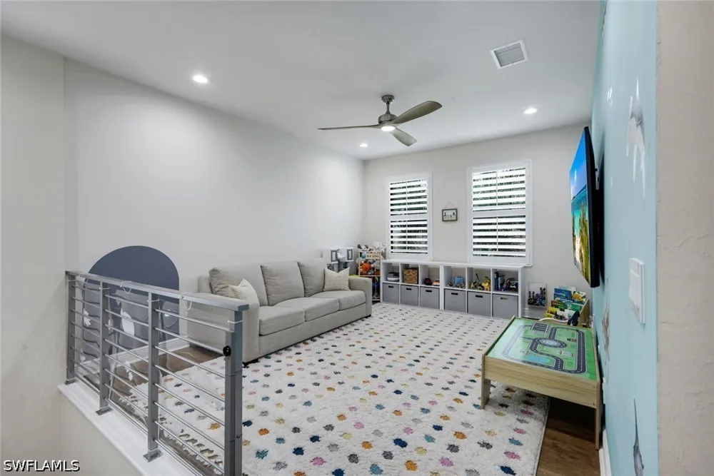 Raffia Drive Naples, FL 34119