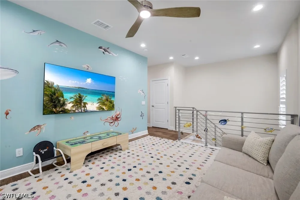 Raffia Drive Naples, FL 34119
