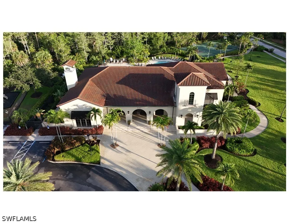 Raffia Drive Naples, FL 34119
