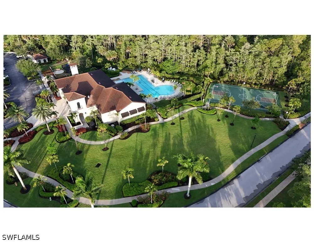 Raffia Drive Naples, FL 34119