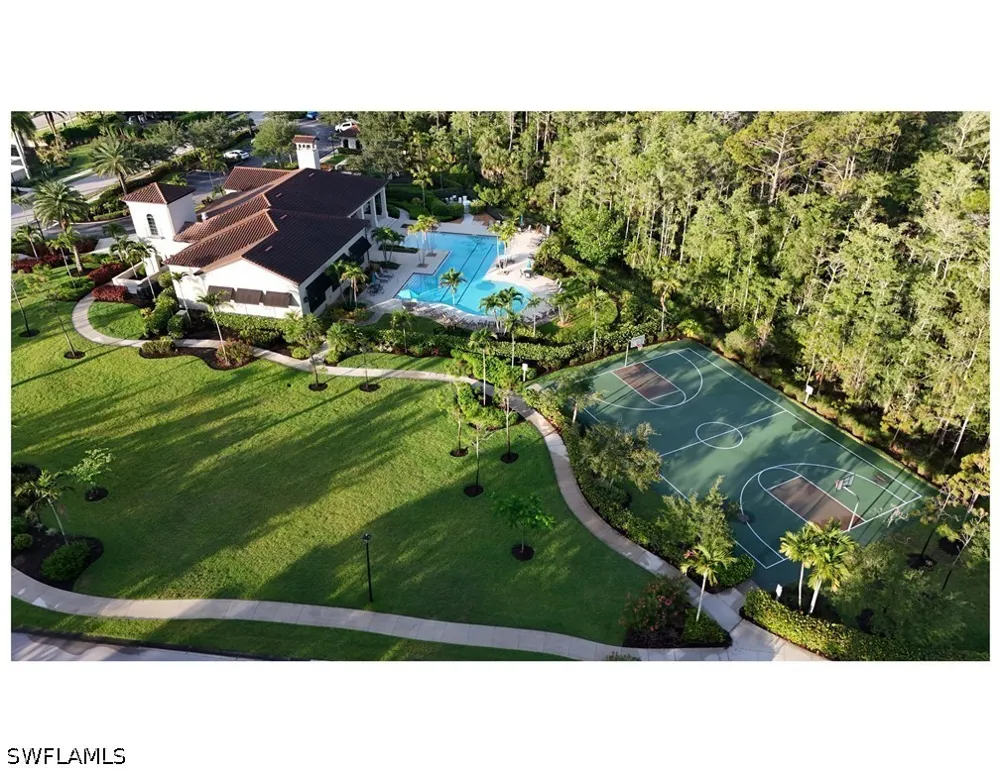 Raffia Drive Naples, FL 34119