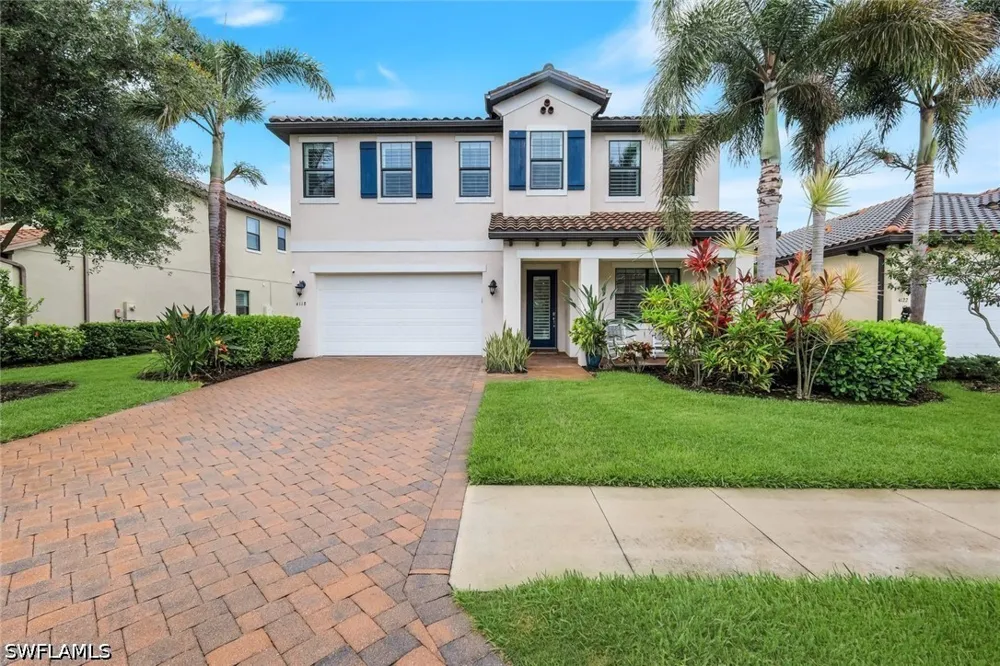 Raffia Drive Naples, FL 34119