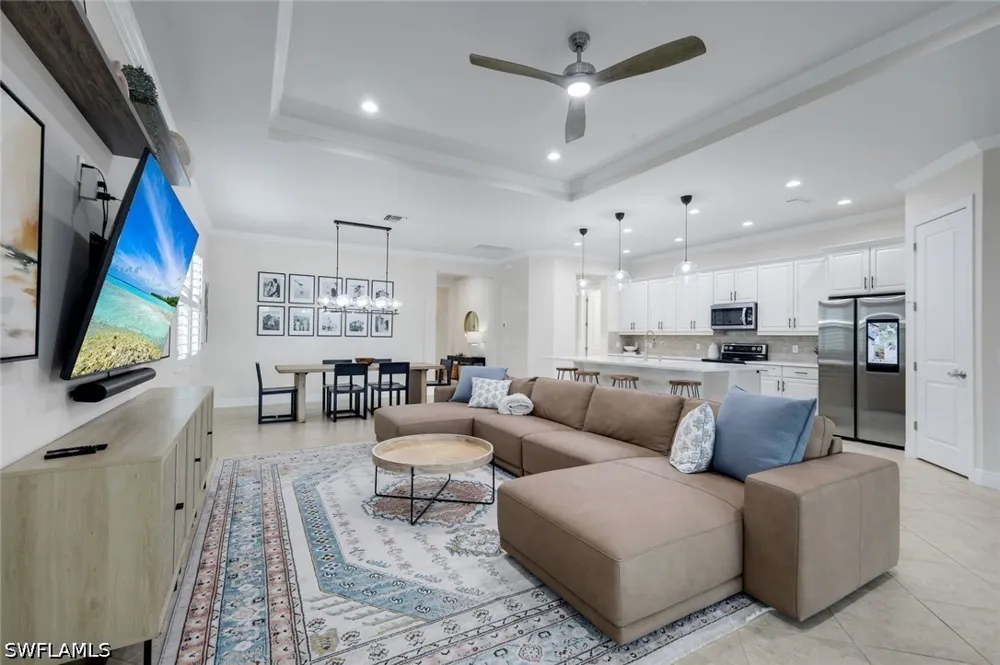 Raffia Drive Naples, FL 34119