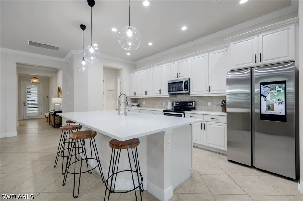 Raffia Drive Naples, FL 34119