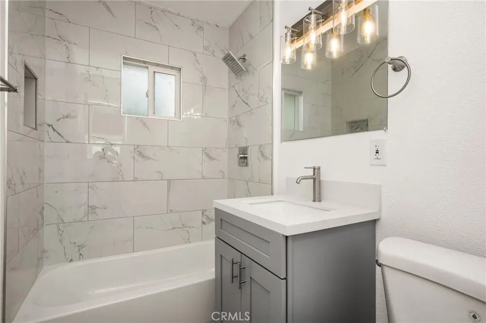 825 S Shelton Street Santa Ana, CA 92703