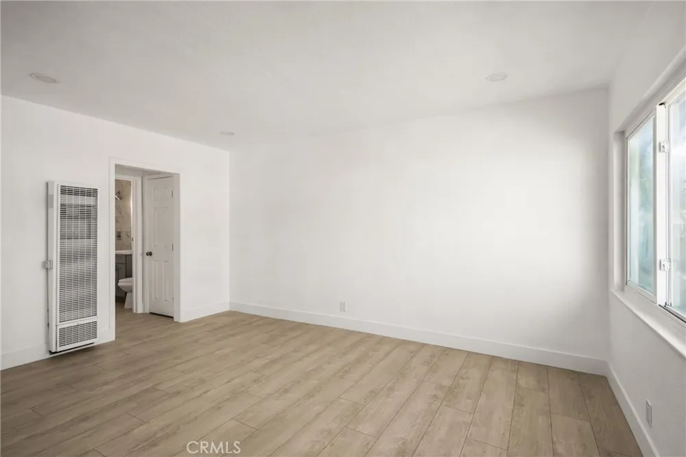 825 S Shelton Street Santa Ana, CA 92703