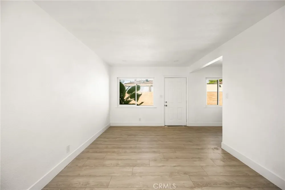 825 S Shelton Street Santa Ana, CA 92703