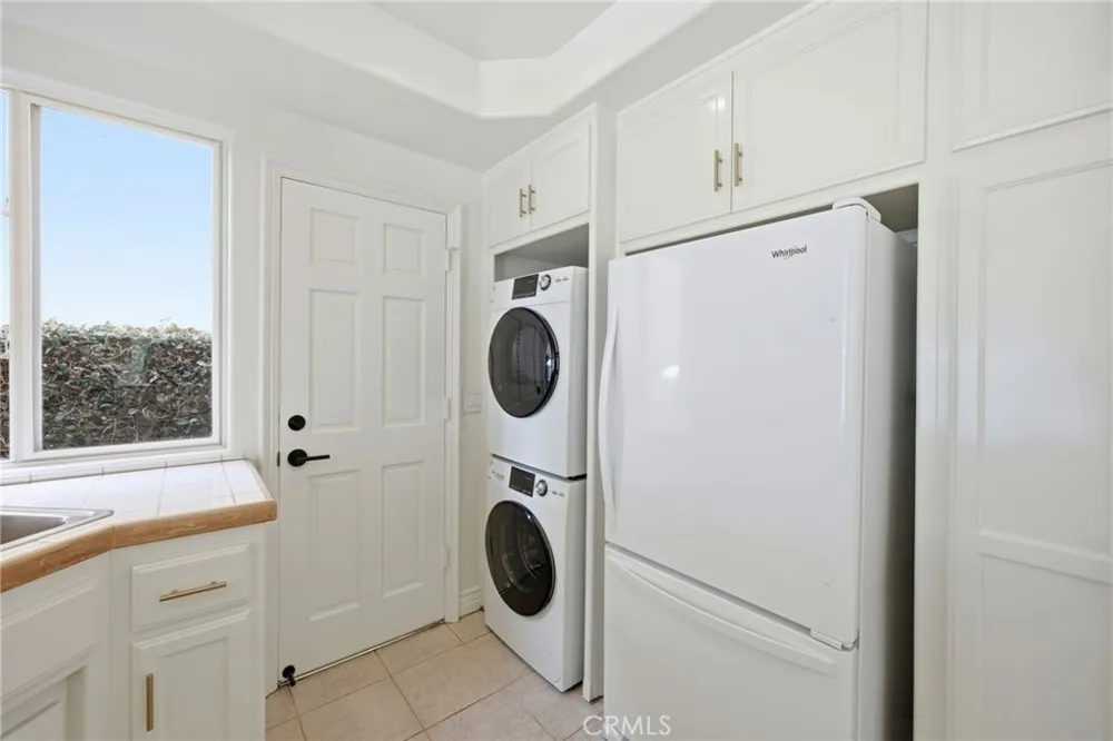 2614 Ocean Blvd #B Corona del Mar, CA 92625