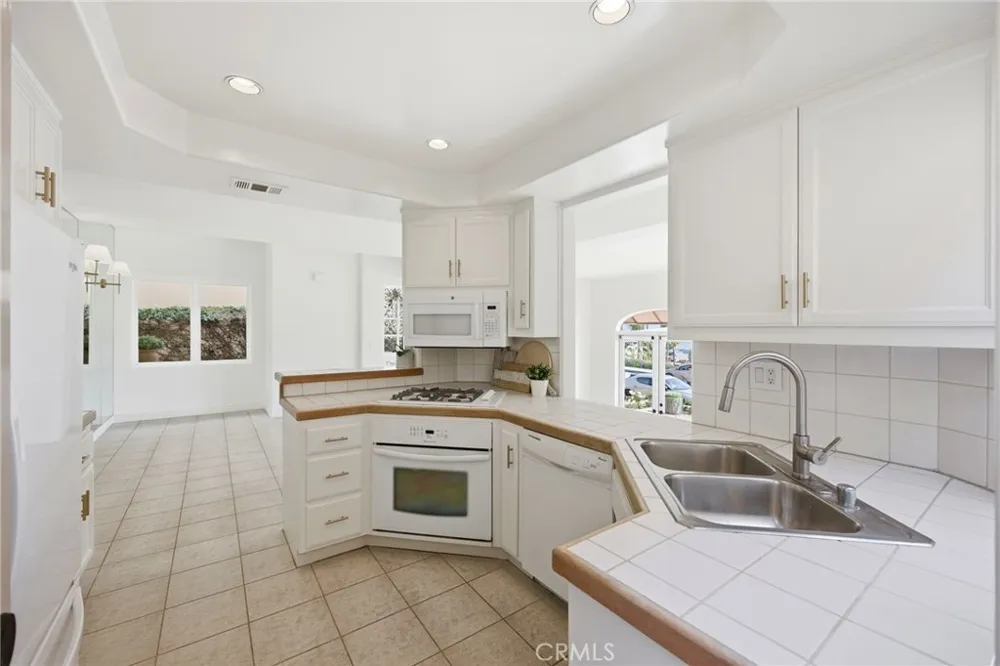2614 Ocean Blvd #B Corona del Mar, CA 92625