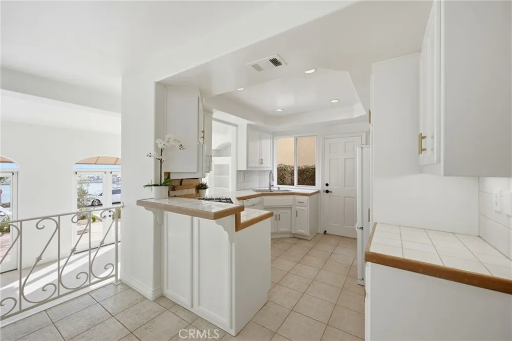 2614 Ocean Blvd #B Corona del Mar, CA 92625