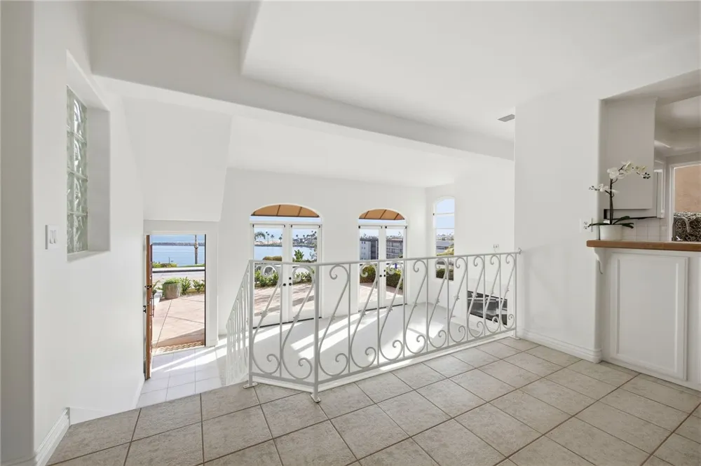 2614 Ocean Blvd #B Corona del Mar, CA 92625