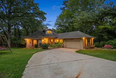 226 Pinewood Lane