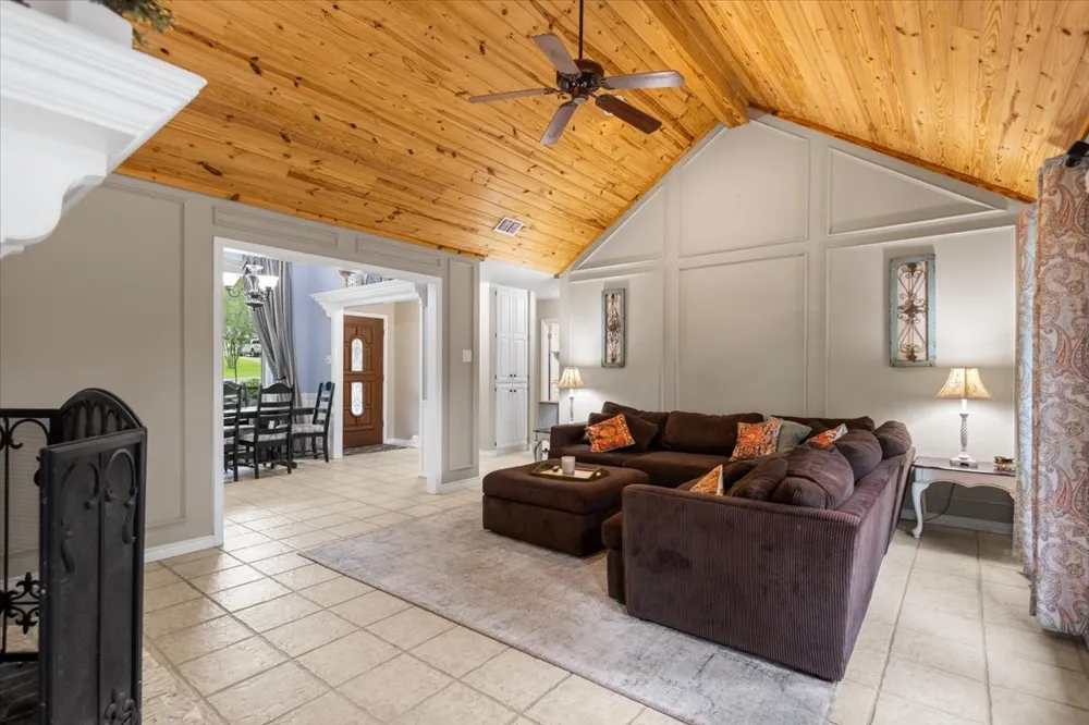226 Pinewood Lane Hideaway, TX 75771