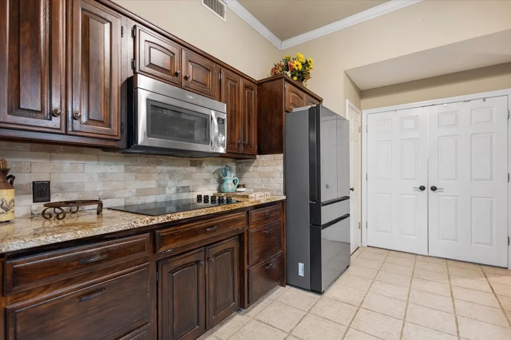 226 Pinewood Lane Hideaway, TX 75771