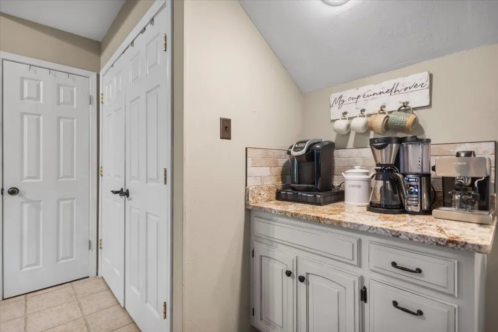 226 Pinewood Lane Hideaway, TX 75771