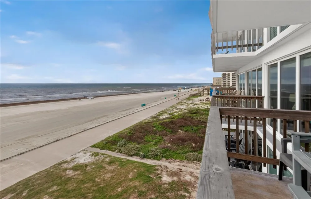 14810 Windward Drive #417 Corpus Christi, TX 78418