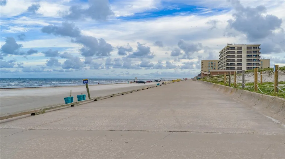 14810 Windward Drive #417 Corpus Christi, TX 78418