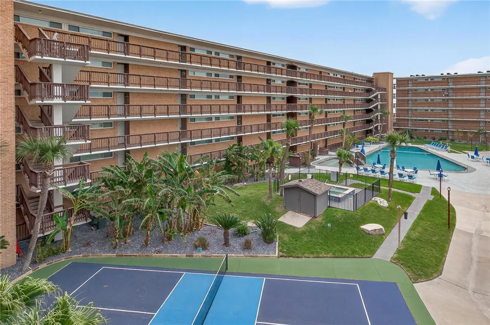 14810 Windward Drive #417 Corpus Christi, TX 78418