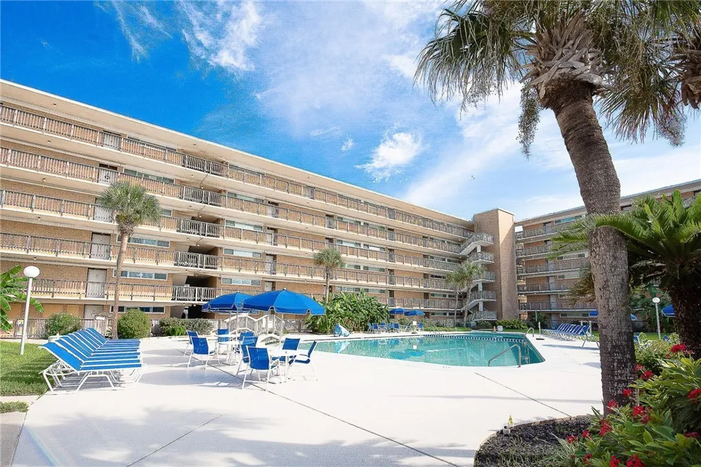 14810 Windward Drive #417 Corpus Christi, TX 78418