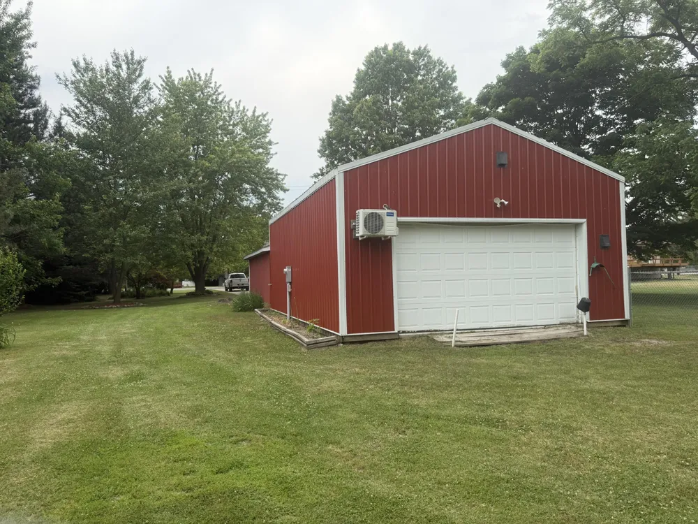 283 East Avenue Napoleon Township, MI 49261