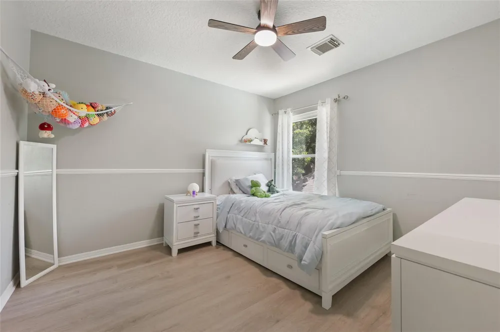 1327 Blackthorne Drive Houston, TX 77094