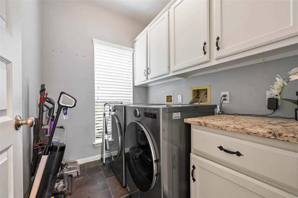 1327 Blackthorne Drive Houston, TX 77094