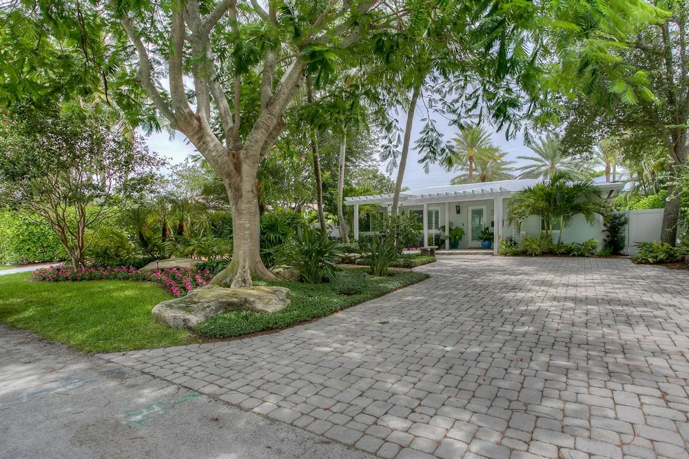 322 NW 16th Street Delray Beach, FL 33444