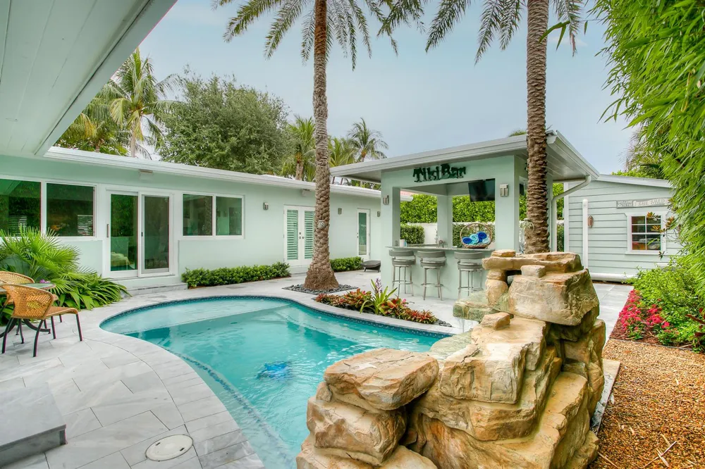 322 NW 16th Street Delray Beach, FL 33444