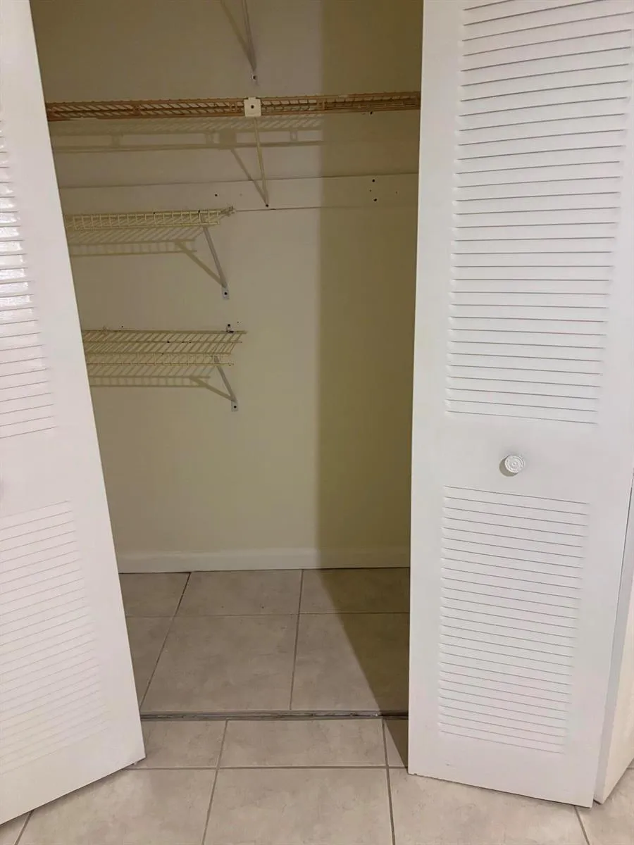 4210 NW 21st Street #117 Lauderhill, FL 33313