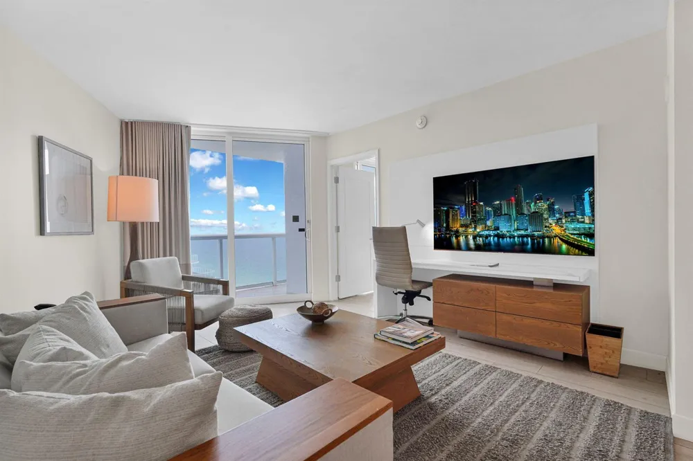 505 Fort Lauderdale Beach Boulevard #2214 Fort Lauderdale, FL 33304