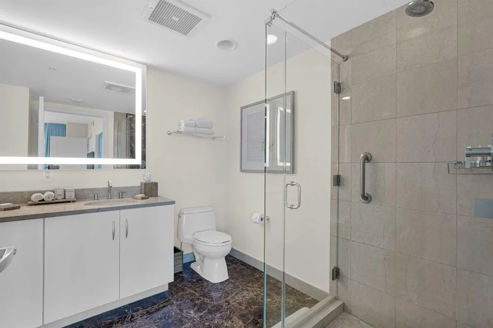 505 Fort Lauderdale Beach Boulevard #2214 Fort Lauderdale, FL 33304