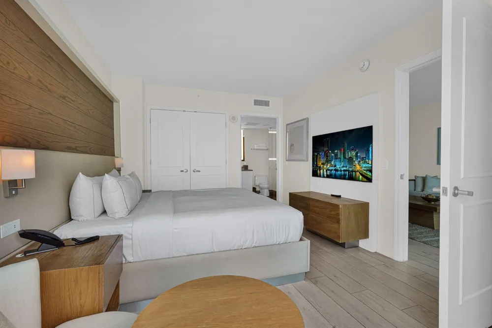 505 Fort Lauderdale Beach Boulevard #2214 Fort Lauderdale, FL 33304