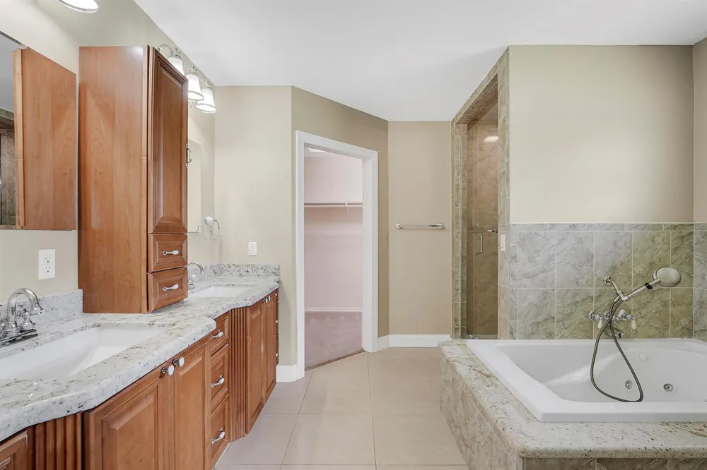12628 70th Pl Place 