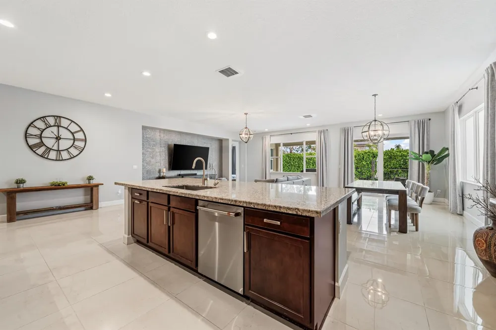 5095 Beland Drive Lake Worth, FL 33467