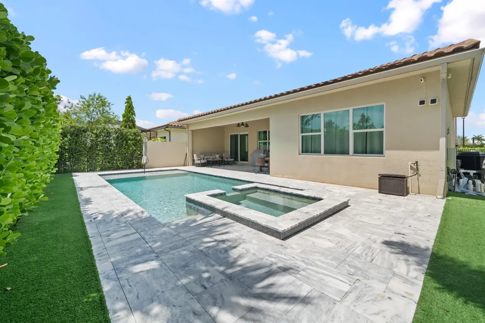 5095 Beland Drive Lake Worth, FL 33467