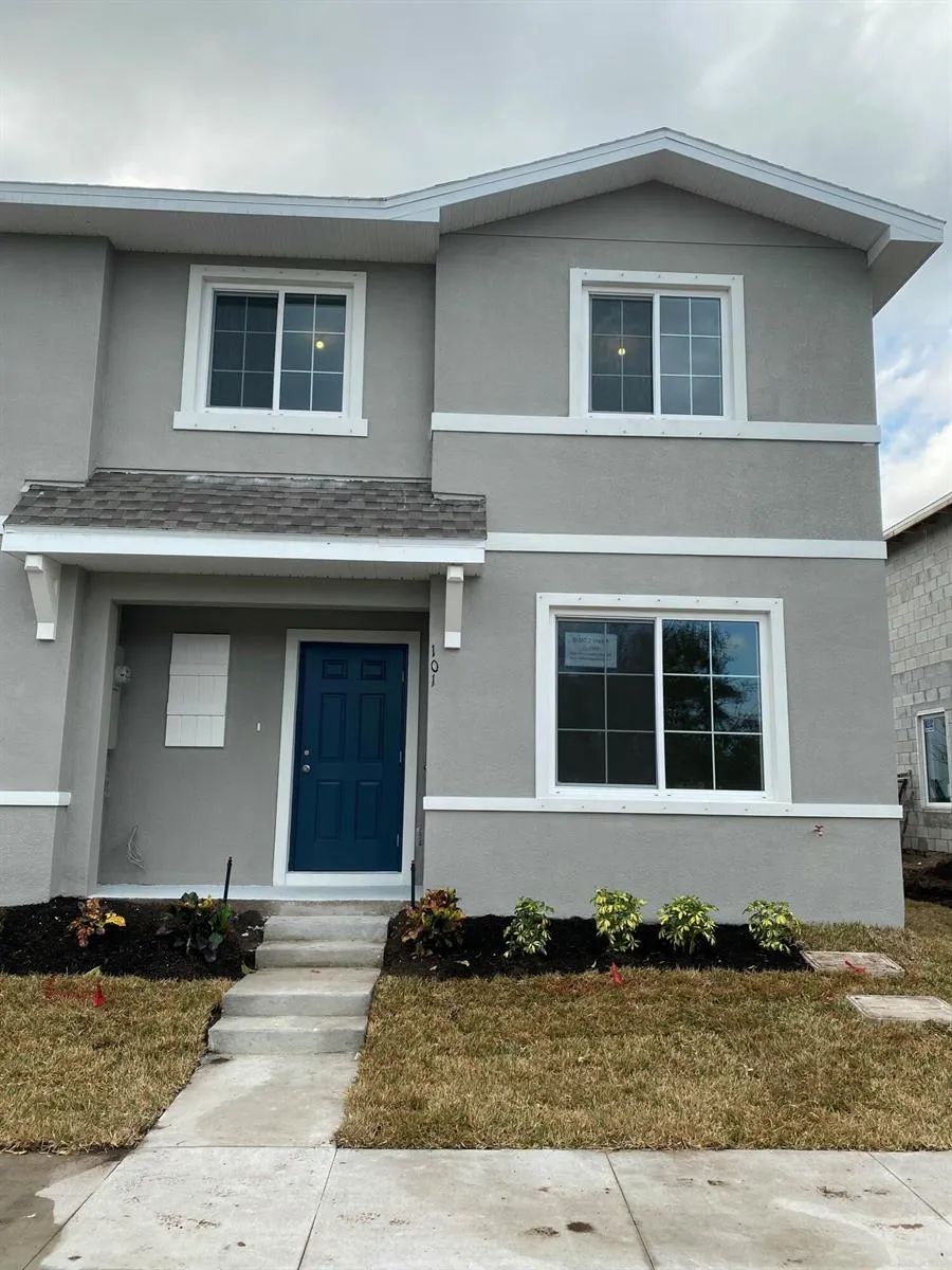 3345 Liberty Square Way #101 Fort Pierce, FL 34982