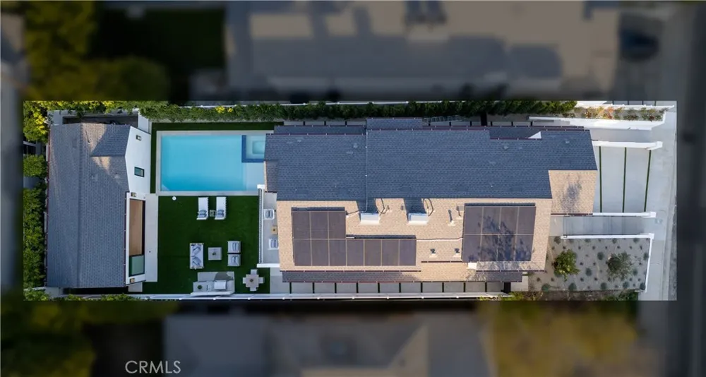 12207 Valleyheart Drive Studio City, CA 91604