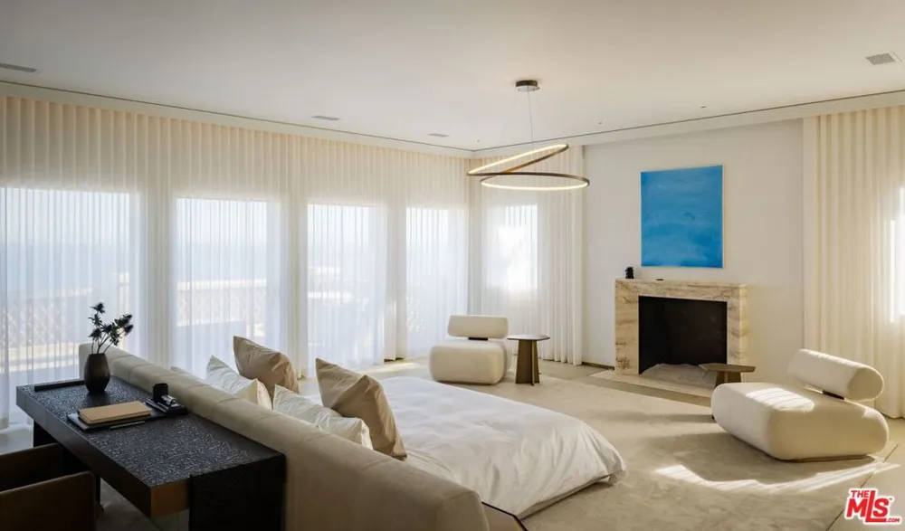 26848 Pacific Coast Highway Malibu, CA 90265