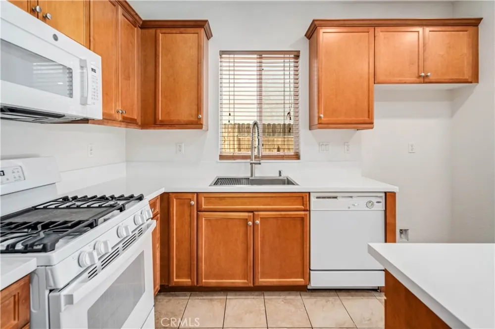 3055 Summer Breeze Rosamond, CA 93560