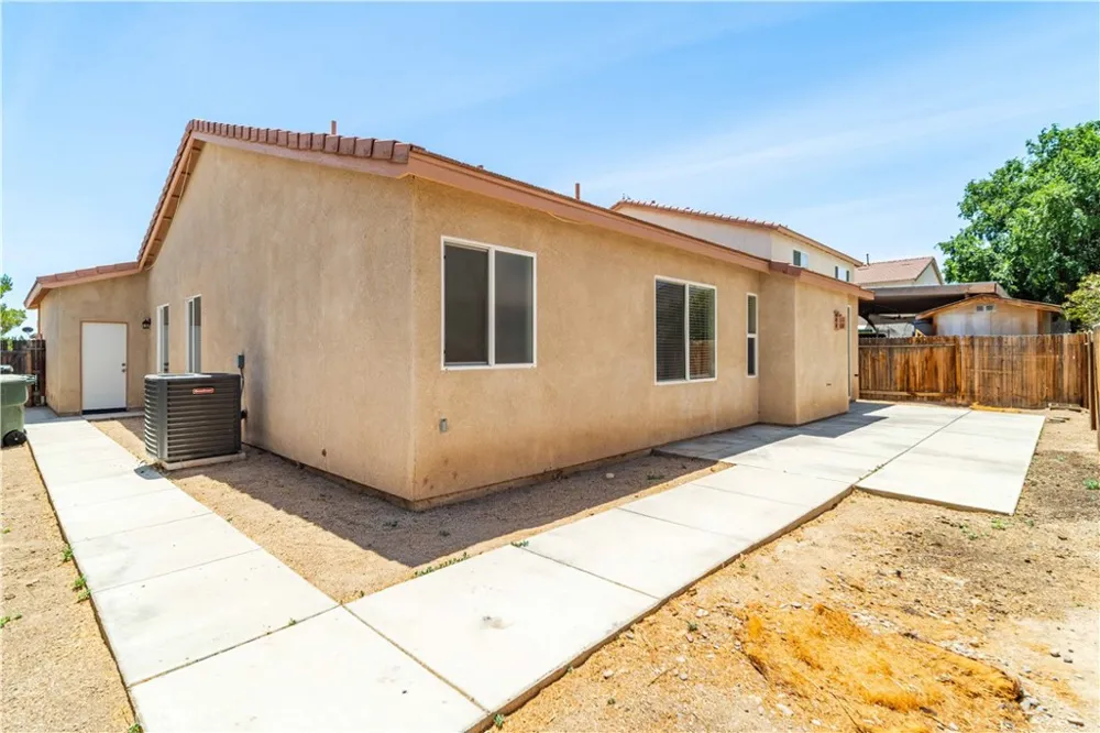 3055 Summer Breeze Rosamond, CA 93560