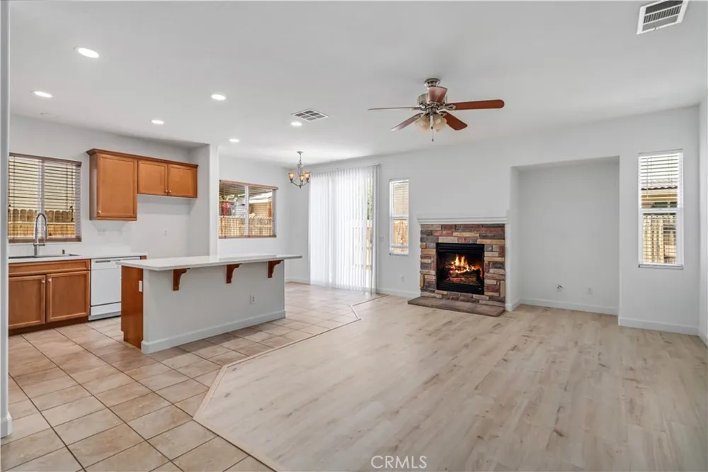 3055 Summer Breeze Rosamond, CA 93560