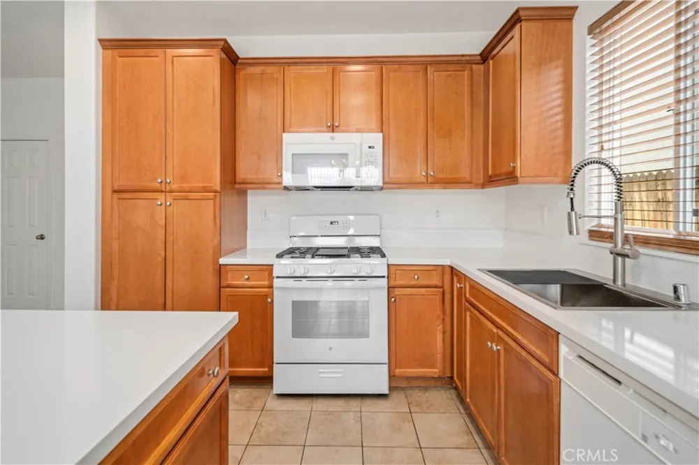 3055 Summer Breeze Rosamond, CA 93560